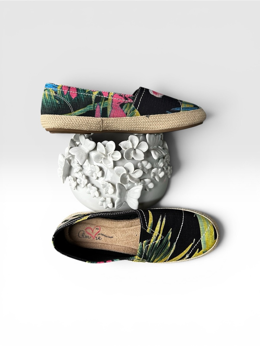 Mi Amore Floral Canvas Espadrille Sneakers in Black and Green - Picture 6 of 11